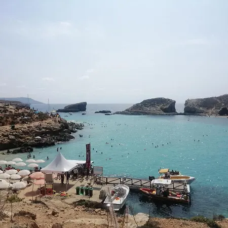 Kalkara's Seafront Flat 30mins From Valletta City! Апартаменты *