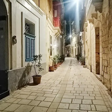 Kalkara's Seafront Flat 30mins From Valletta City! Kalkara