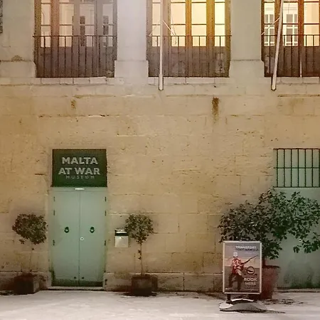 Διαμέρισμα Kalkara's Seafront Flat 30mins From Valletta City! *