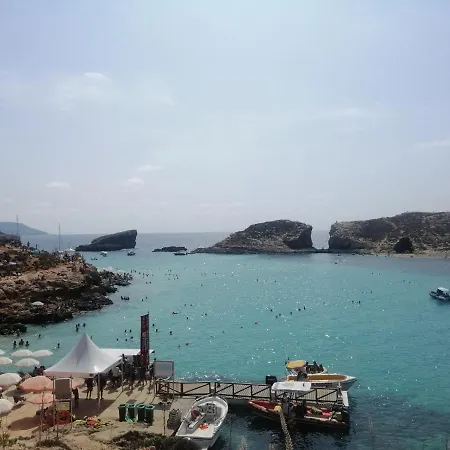 Διαμέρισμα Kalkara's Seafront Flat 30mins From Valletta City!
