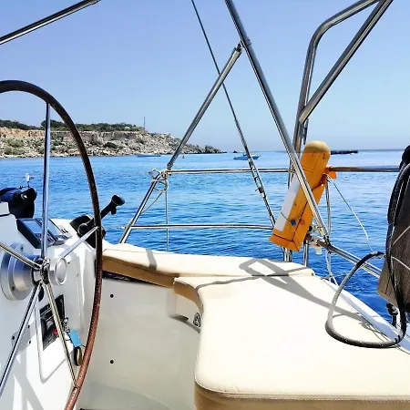 Kalkara's Seafront Flat 30mins From Valletta City! Kalkara